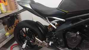 Triumph Speed Triple 1200 RS (2021 - 24)  (4)