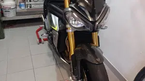 Triumph Speed Triple 1200 RS (2021 - 24)  (6)