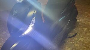 Piaggio Beverly 300 Hpe (2021) 