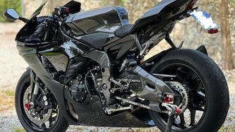 Yamaha YZF R1 (2020 - 25)