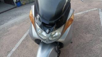 Suzuki Burgman AN 400 Businnes (2001 - 03) usata