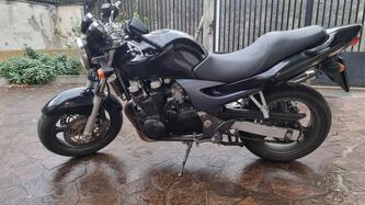 Kawasaki ZR-7 (2001 - 04) usata