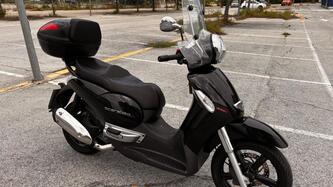Aprilia Scarabeo 300 Special (2009 - 13) usata
