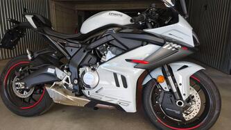 CFMOTO 675SR R (2025)