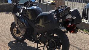 Triumph Sprint 1050 ST 