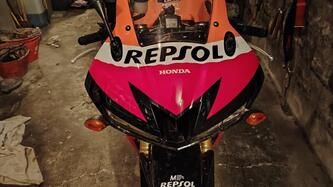 Honda CBR 600 RR C-ABS (2009 - 12) usata