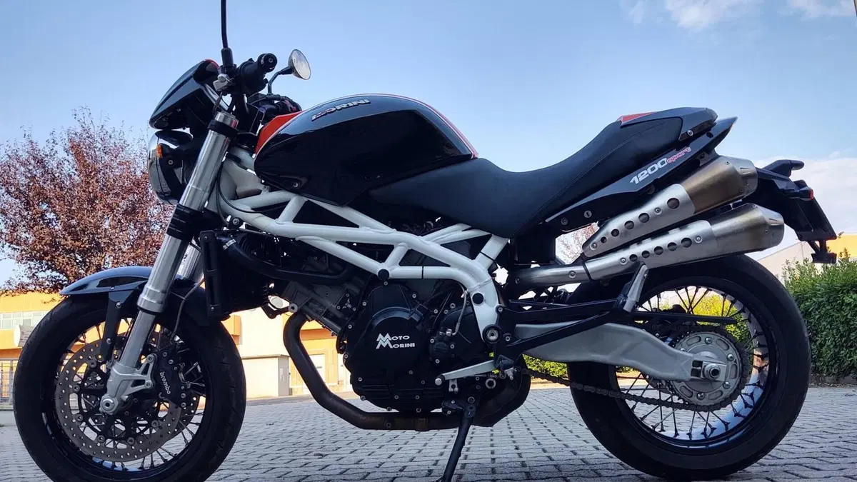 Moto Morini 1200 Sport 