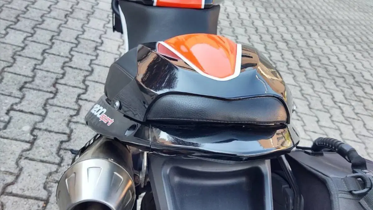 Moto Morini 1200 Sport  (7)