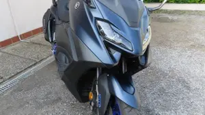 Yamaha T-Max 560 (2022 - 24)  (5)