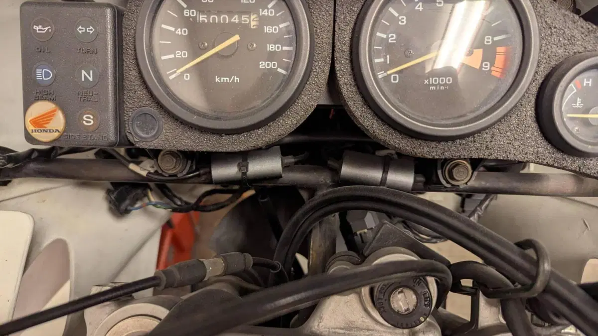 Honda Africa Twin XRV 750 (1996 - 02)  (2)