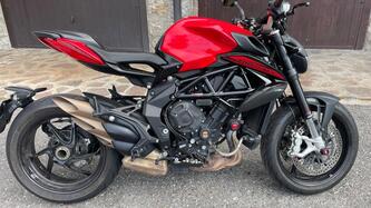 MV Agusta Brutale 800 Rosso (2021 - 23) usata