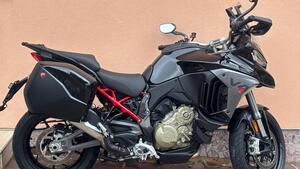 Ducati Multistrada V4 S (2025) 
