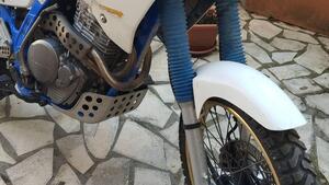 Honda NX 650 Dominator (1988 - 90) 