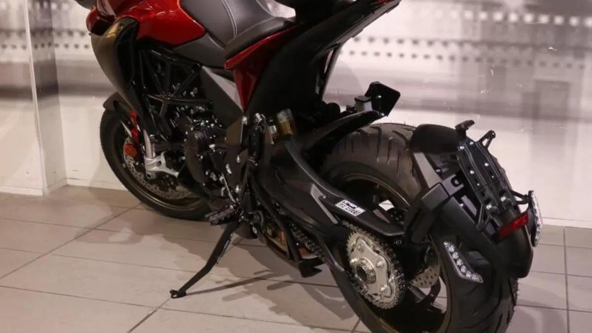 MV Agusta Turismo Veloce 800 Lusso (2021 - 22)  (5)