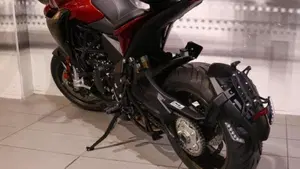 MV Agusta Turismo Veloce 800 Lusso (2021 - 22)  (5)