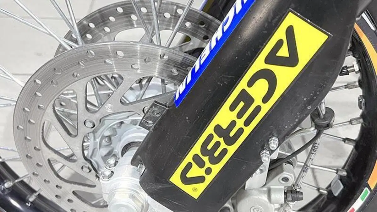 KTM 950 Adventure (2003 - 06)  (4)