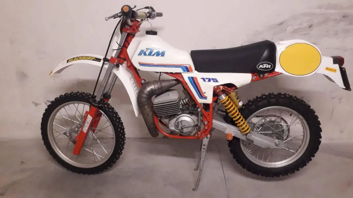 KTM  