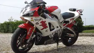 Yamaha   (5)