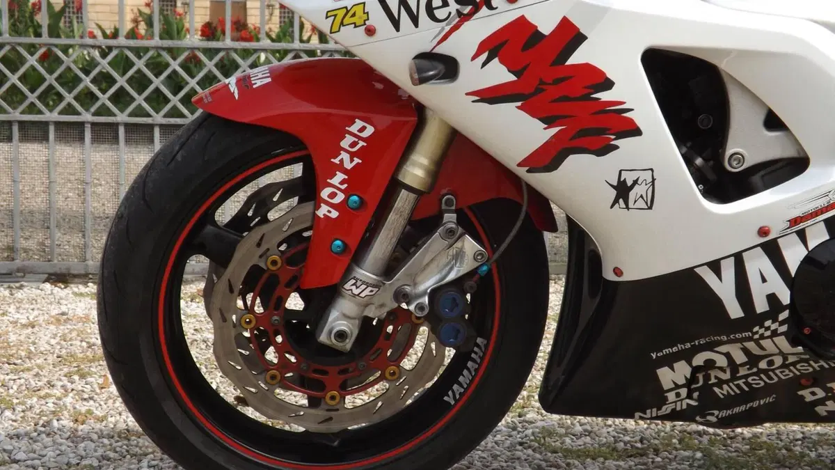 Yamaha   (6)