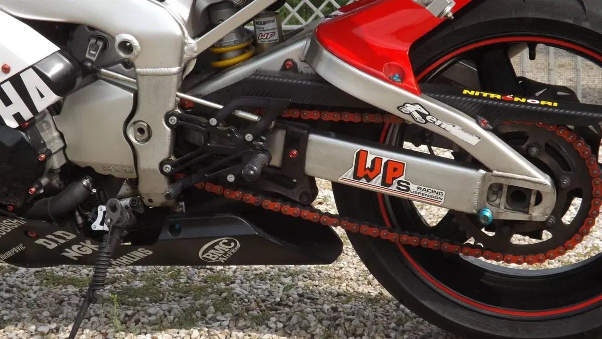 Yamaha   (9)