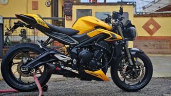Triumph Street Triple 765 RS (2023 - 25) usata