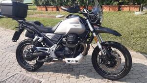 Moto Guzzi V85 TT Travel (2021 - 23) 