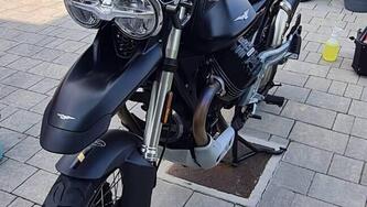 Moto Guzzi V85 TT (2021 - 23)