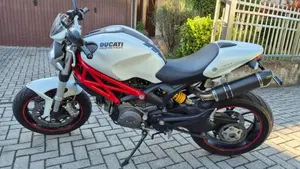 Ducati Monster 796 (2010 - 13)  (4)
