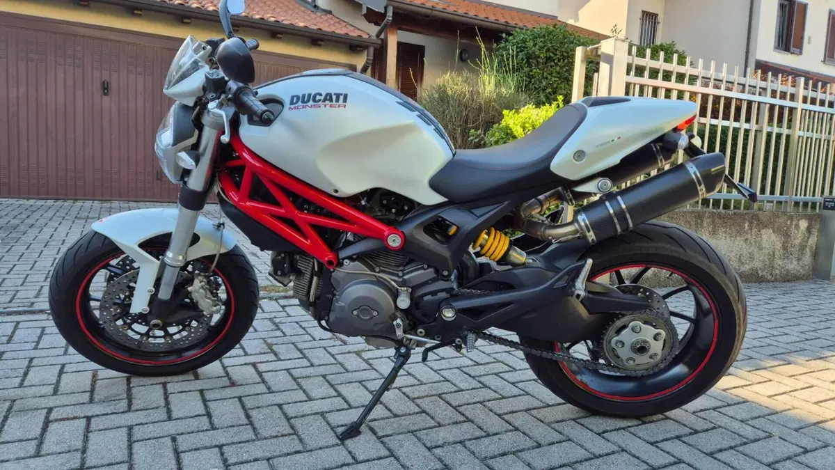 Ducati Monster 796 (2010 - 13)  (5)