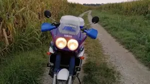 Yamaha   (3)
