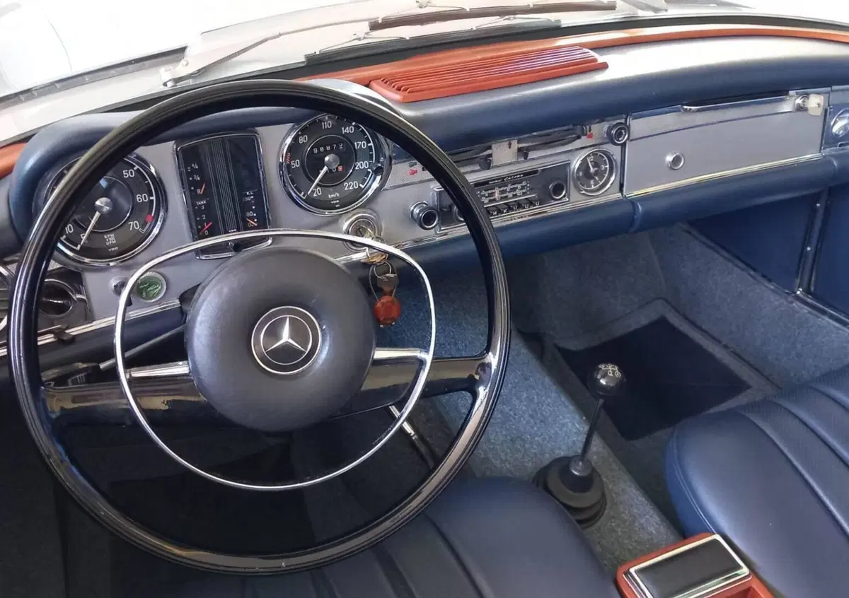 Mercedes-Benz 280 SL pagoda  (19)