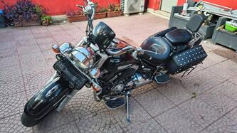 Yamaha XVS 650 Drag Star A Classic (1998 - 06) usata