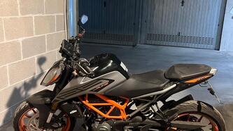 KTM 125 Duke (2021 - 23) usata