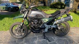 Moto Guzzi V85 TT Centenario (2021 - 22) usata