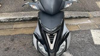 Aprilia SR 50 I.E. R Factory (2007 - 11)