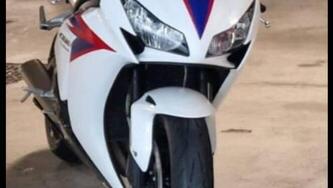 Honda CBR 1000 RR Fireblade (2012 - 16) usata