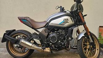 CFMOTO 700CL-X Heritage (2021 - 25) usata