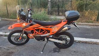 KTM 690 Enduro R (2022 - 25) usata
