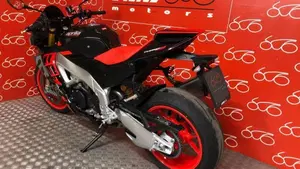 Aprilia Tuono V4 Factory (2021 - 24)  (4)