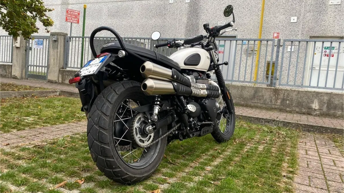Triumph Street Scrambler 900 (2019 - 20)  (4)