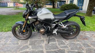 Honda CB 650 R E-Clutch (2024 - 25) usata