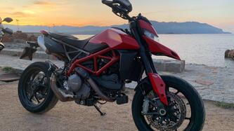 Ducati Hypermotard 950 (2022 - 25) usata