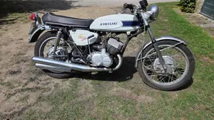 Kawasaki   (2)