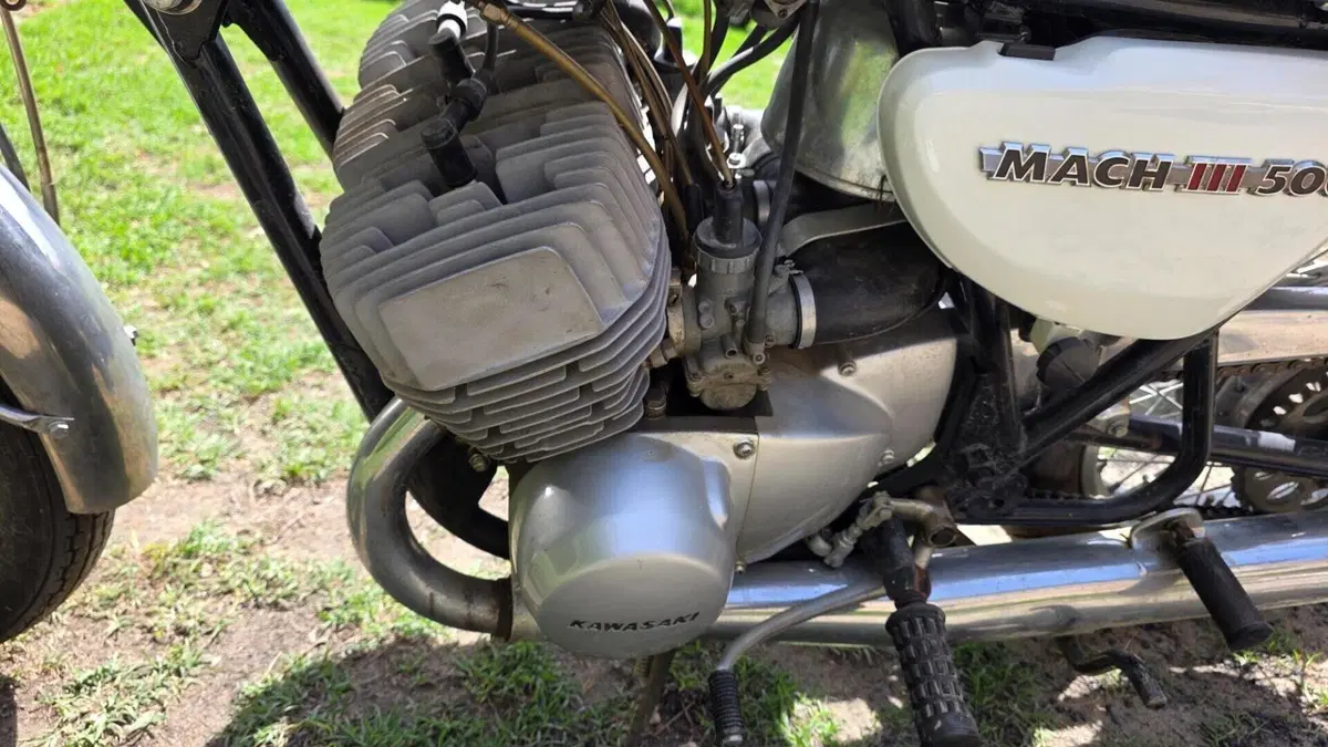 Kawasaki   (6)