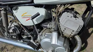 Kawasaki   (7)