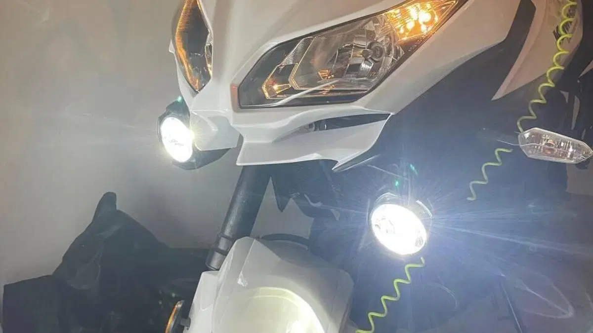 Kawasaki Versys 650 Grand Tourer (2017 - 20)  (3)