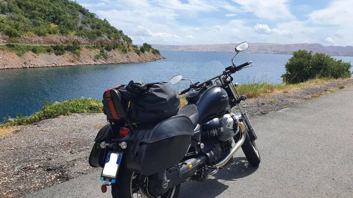 Moto Guzzi Bellagio (2007 - 14)  (2)