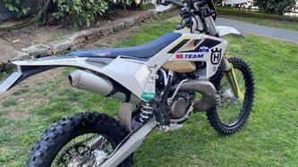 Husqvarna TE 300i (2019)