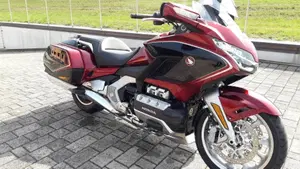 Honda GL 1800 Gold Wing DCT (2020)  (8)