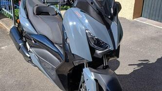 Yamaha X-Max 300 Tech Max (2021 - 24) usata